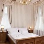 Zamek Berchtold Hotel