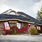 Zamek Berchtold 3* Strancice