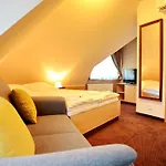 Zamek Berchtold Hotel 3*