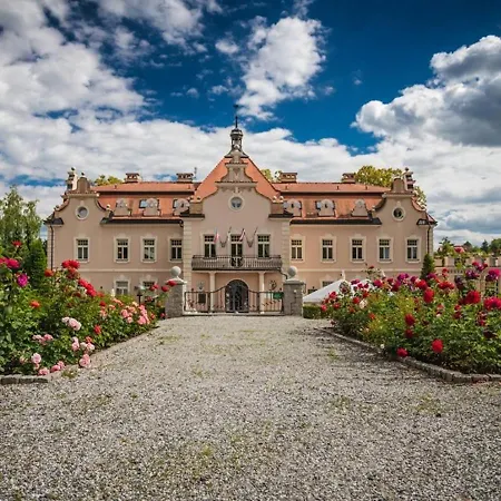Zamek Berchtold Strancice