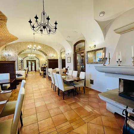 Hotel Zamek Berchtold