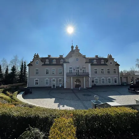 Zamek Berchtold Hotel 3*