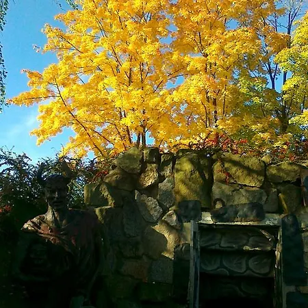 فندق Zamek Berchtold Strančice