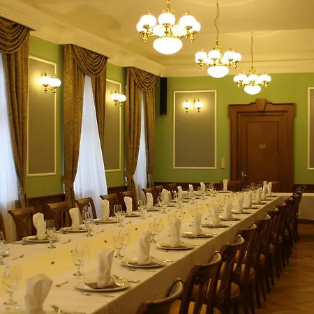 Zamek Berchtold 3*