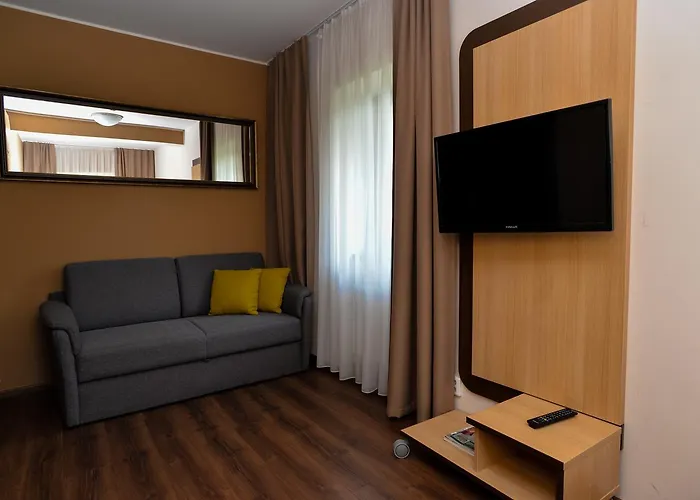 فندق Zamek Berchtold 3*